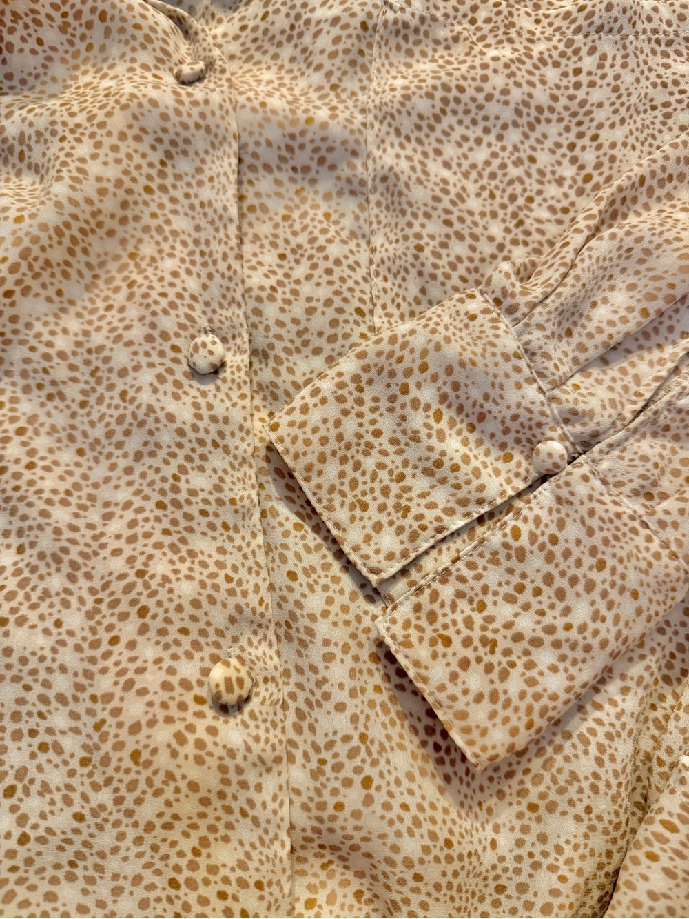 Worthington Tan and Cream Speckle Print Button-Front Shirt Blouse - Picture 2 of 8